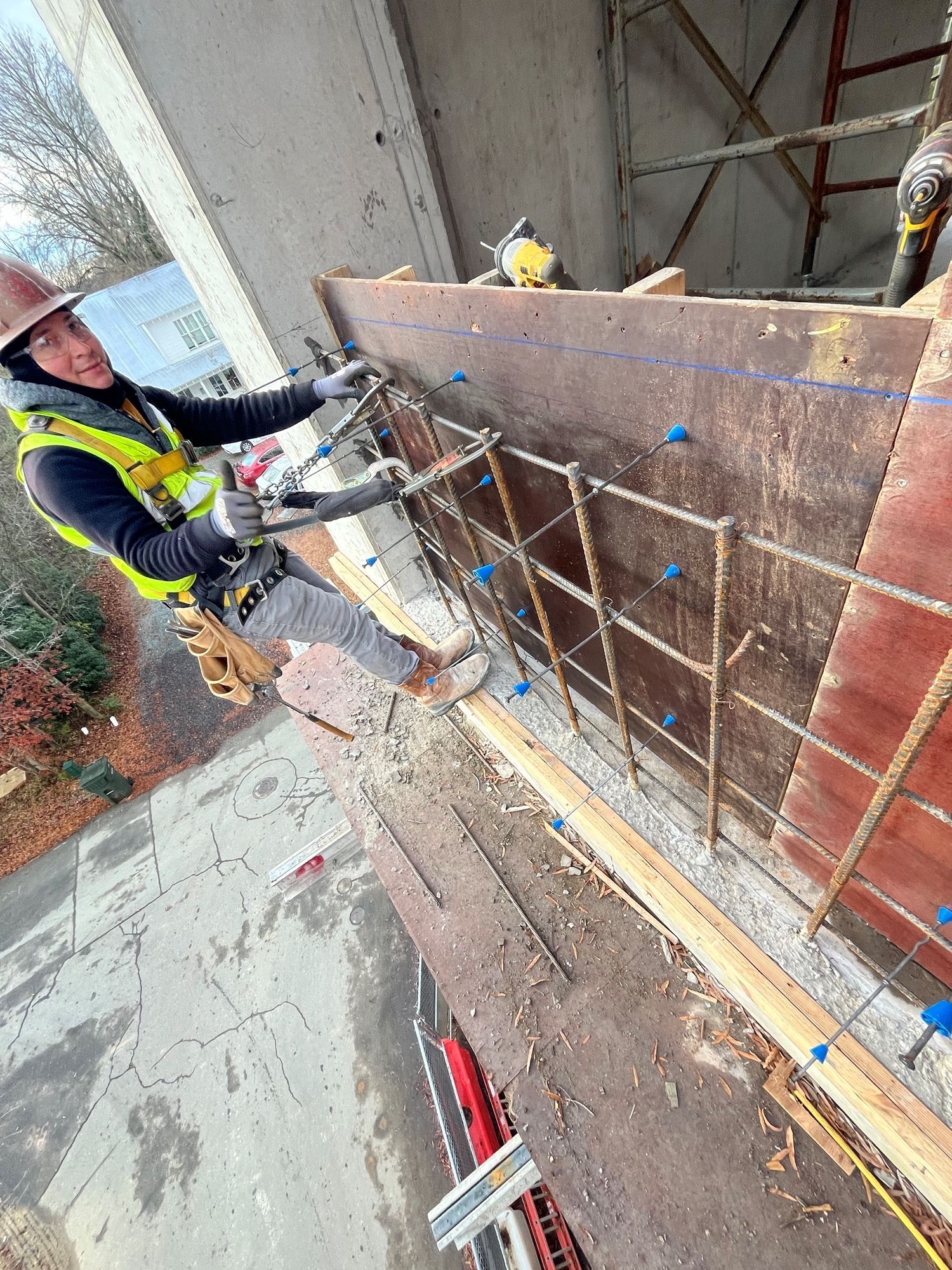 320C588E-6215-421D-876B-941F23DF5625